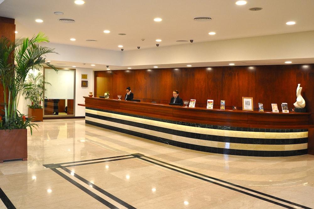Hotel Amérian Casino Carlos V Termas de Río Hondo