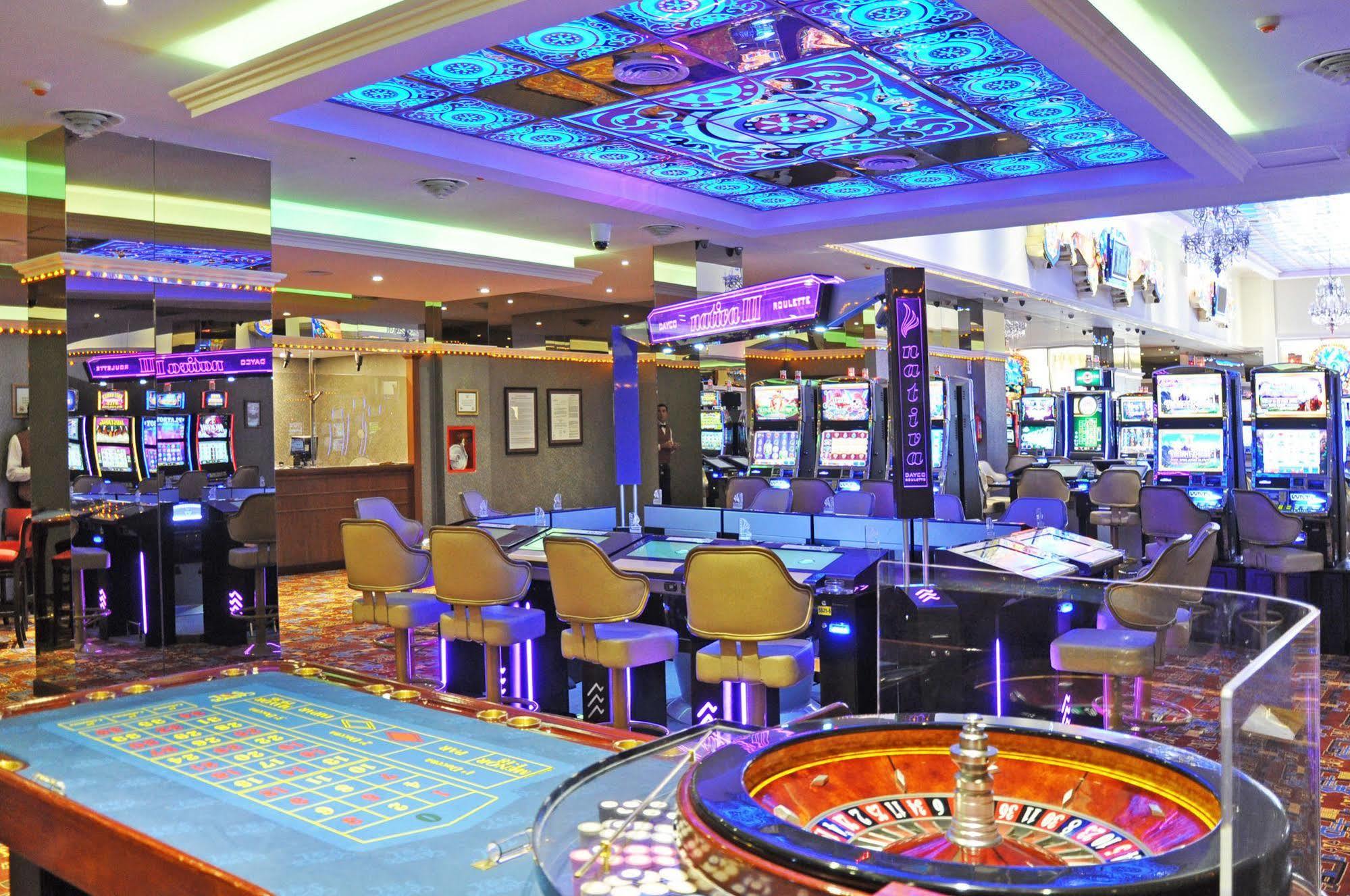 Amérian Casino Carlos V Hotel 5*